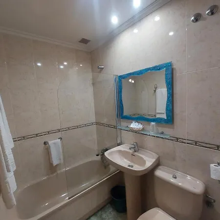 Chipen Hotell *